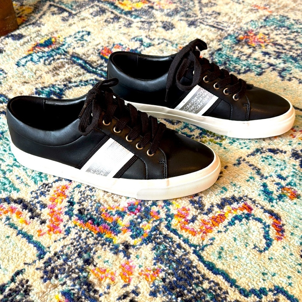 CALVIN KLEIN Vittoria Women’s Fashion Sneakers